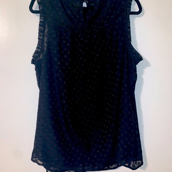 Torrid Size 2 Black Mock Neck w/ Hearts - Picture 2 of 3